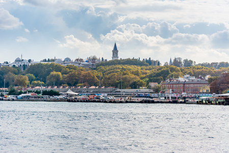 The Topkapi Palace on the bank of bosphorus strait, or the Seraglio, is a large museum in Istanbul, Turkey. In the 15th century, it served as the main residenceのeditorial素材