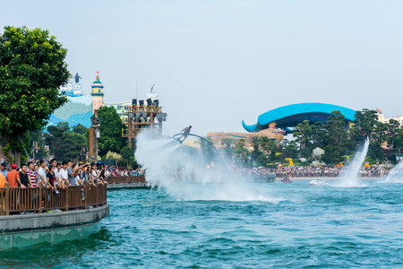 Water show on the lake in Chimelong Ocean Kingdom, Zhuhai, Guangdong, Chinaのeditorial素材
