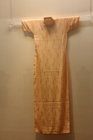 Qing Dynasty, the Republic of China, by the Chinese Association of Museums modern cheongsam Professional Committee on display in the city of Huzhou City, Zhejiang Museum.のeditorial素材