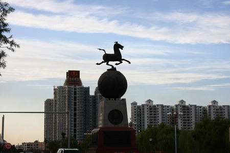 Horse sculpture is Jiayuguan City, Gansu Province landmarks.のeditorial素材