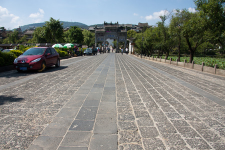 The town is located southwest of Tengchong county rolls, rolls ancestors ordered Cultivating far from Sichuan, Nanjing, Hubei and Hunan and other places, live and multiply for generations, dating back more than six centuries of history. Heshun Town has fuのeditorial素材