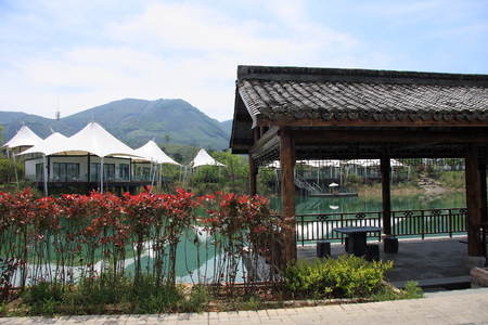 Campsort Tea Valley Resort located in Anji County, Zhejiangのeditorial素材