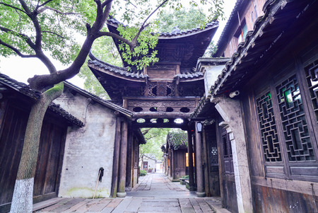 Water Street arcade. Wuzhen is a typical southern Chinese town, "land of plenty, of silk," said.のeditorial素材