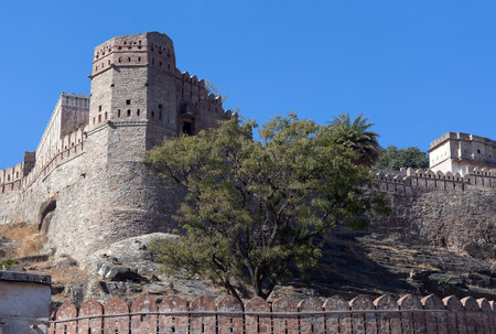 Famous ancient Kumbhalgarh fort in Rajasthan, India. It is a Mewar fortress on the westerly range of Aravalli Hills, in the Rajsamand district near Udaipur. The wall is 38km long.のeditorial素材