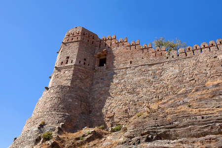 Famous ancient Kumbhalgarh fort in Rajasthan, India. It is a Mewar fortress on the westerly range of Aravalli Hills, in the Rajsamand district near Udaipur. The wall is 38km long.のeditorial素材